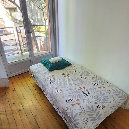 아파트 Petit Confort - T3 Proche Commodites - Parking *